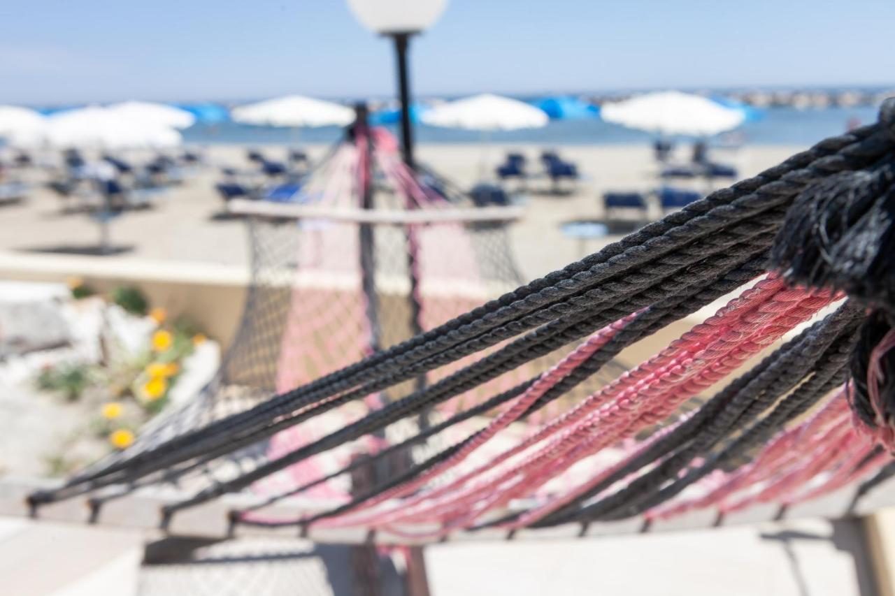 Hotel Primavera sul mare Lido Di Savio Esterno foto