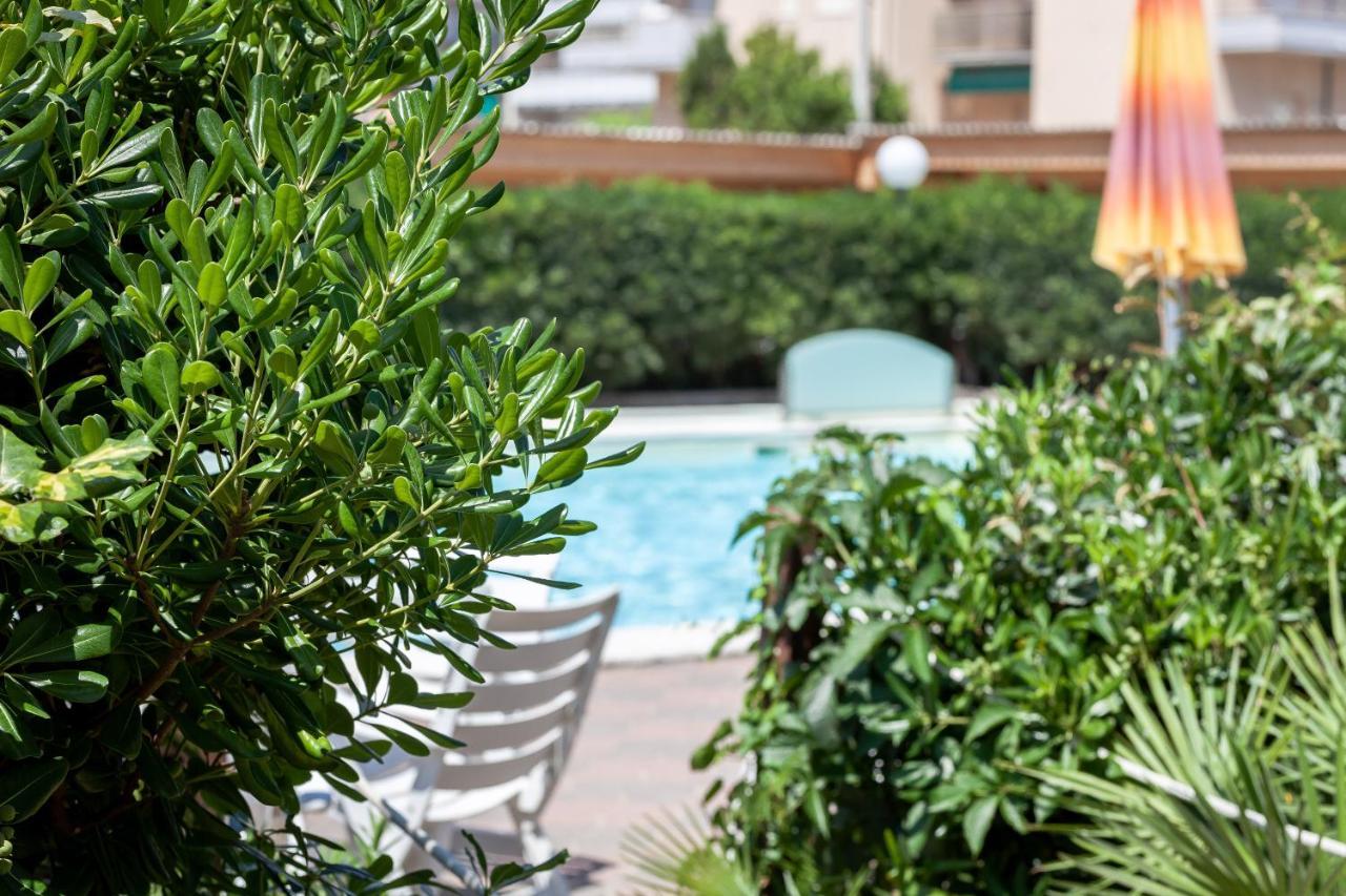 Hotel Primavera sul mare Lido Di Savio Esterno foto